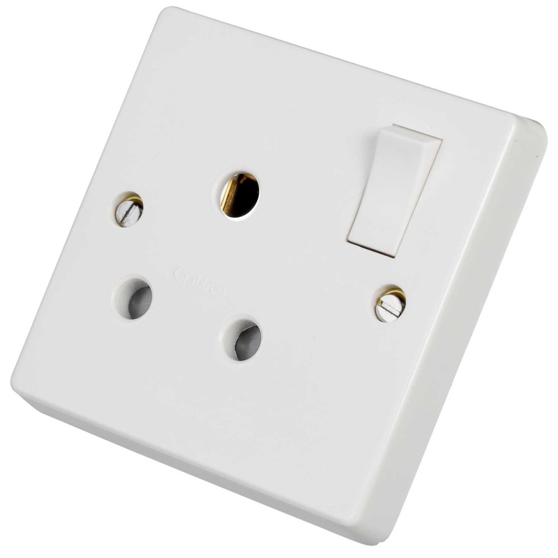 Crabtree 15A 1 Gang Single Switched Socket White