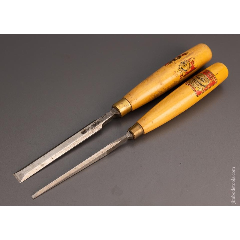 2 Boxwood Handle Chisels by PARRY & SON – 97227