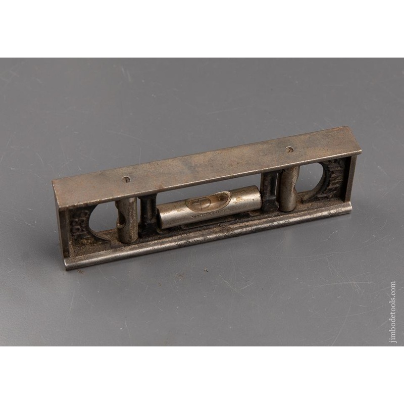 Six inch STANLEY No. 36 Adjustable Metallic Plumb & Level * 92321