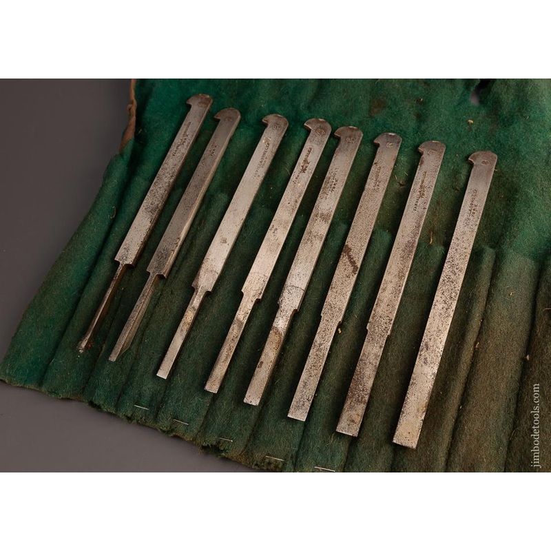 Set of 8 Plow Plane Irons VARVILL – 99419