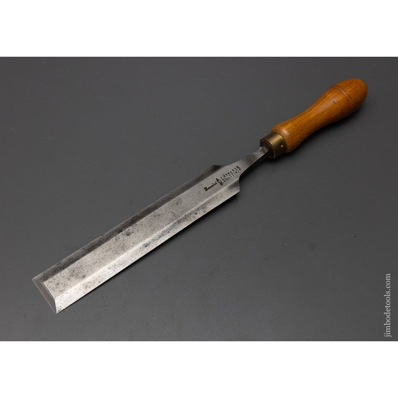 1 1/2 Inch Paring Chisel J. HOWARTH – 115154
