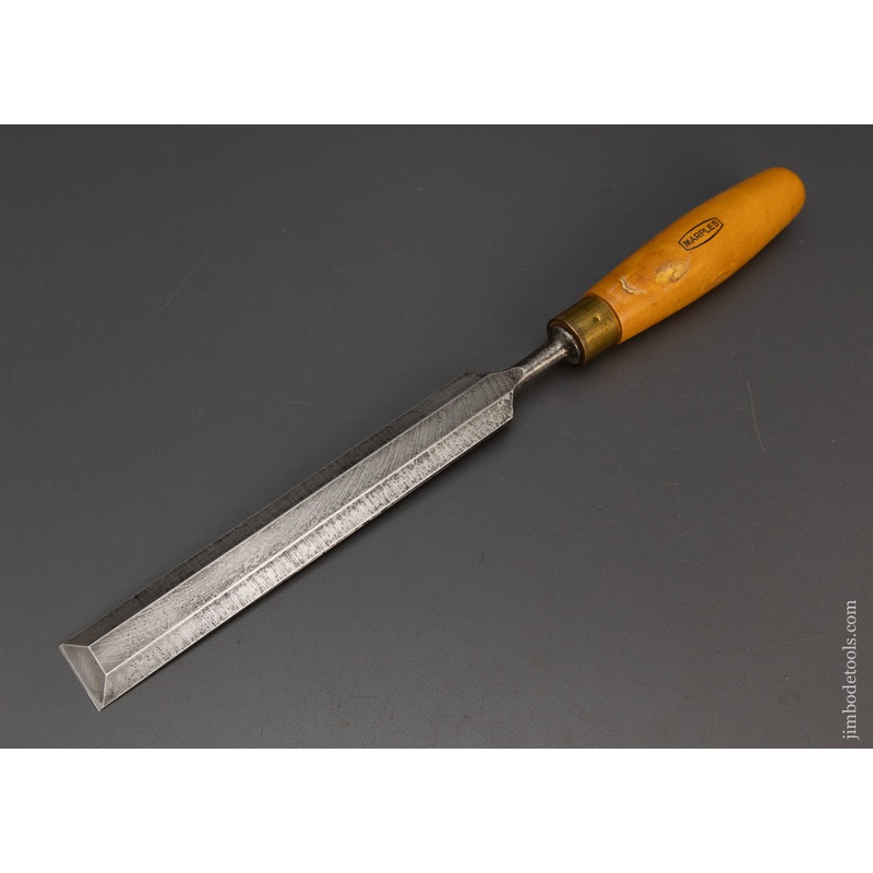1 1/4 Inch Boxwood Handled Paring Chisel – 115170