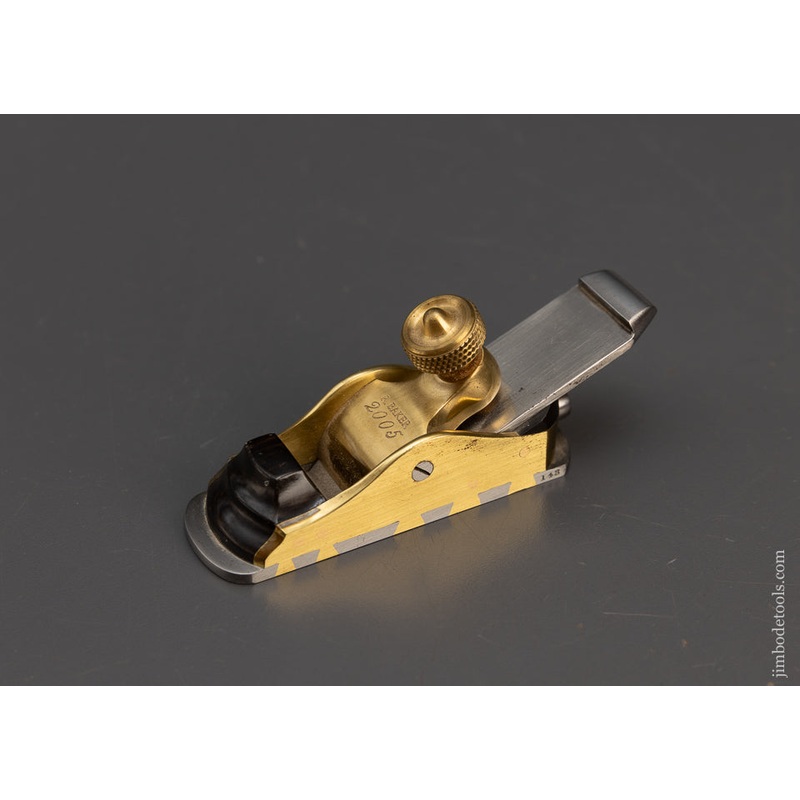 Spectacular ROBT. BAKER Dovetailed Gunmetal Thumb Plane – EXCELSIOR 115252 – AS OF MAR 7