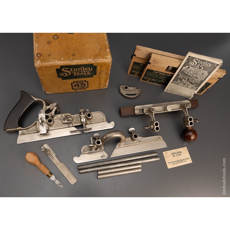 STANLEY No. 45 Combination Plow Plane 100% Complete Near Mint in Box – 115480