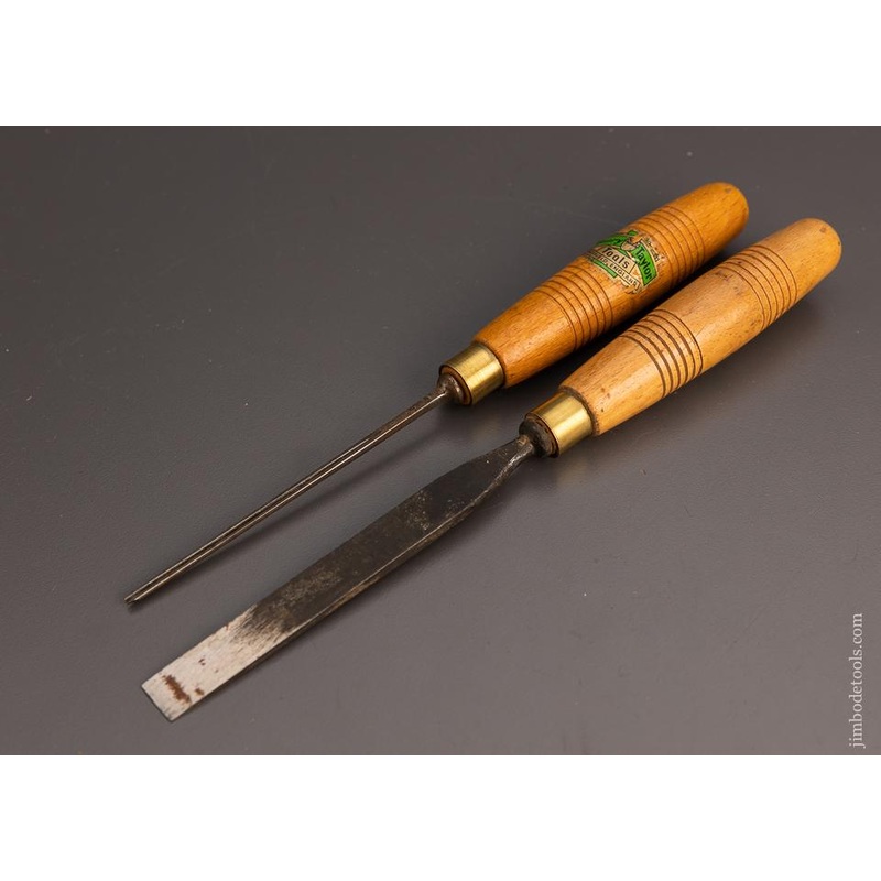 2 HENRY TAYLOR Carving Chisels with Decal – 99817