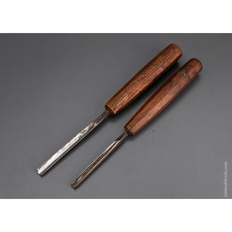 2 Good Gouges – 101854