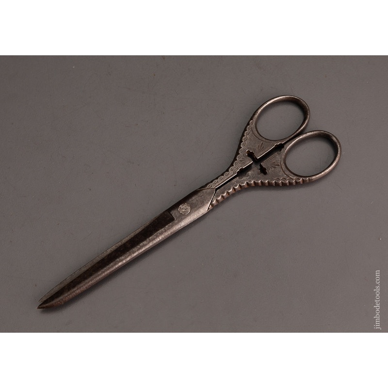 Scissors – Handles Form a Cross when Closed – 99202