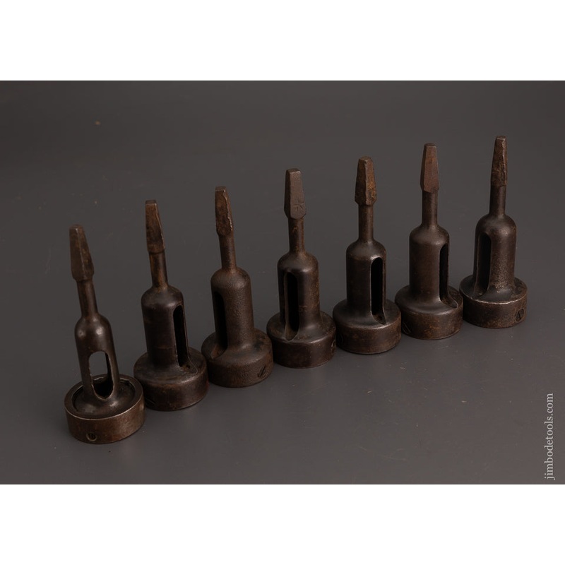 Very Rare Threading Dies for Bit Brace 7 Pieces – 103126