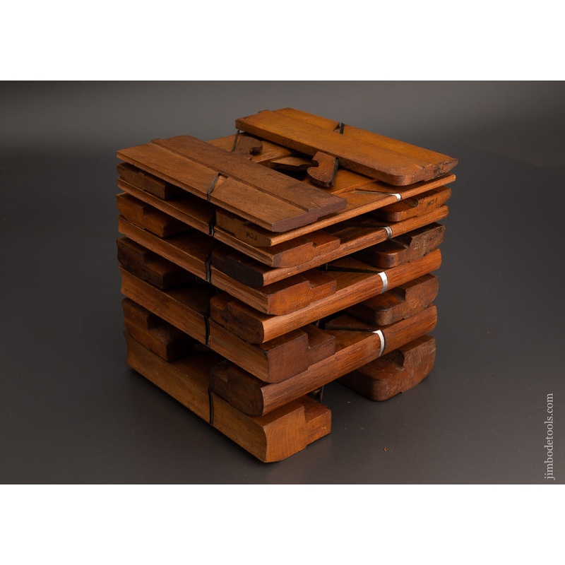 Working Set of 18 Hollow & Round Planes by JJ STYLES KINGSTON, N.Y. – 103348