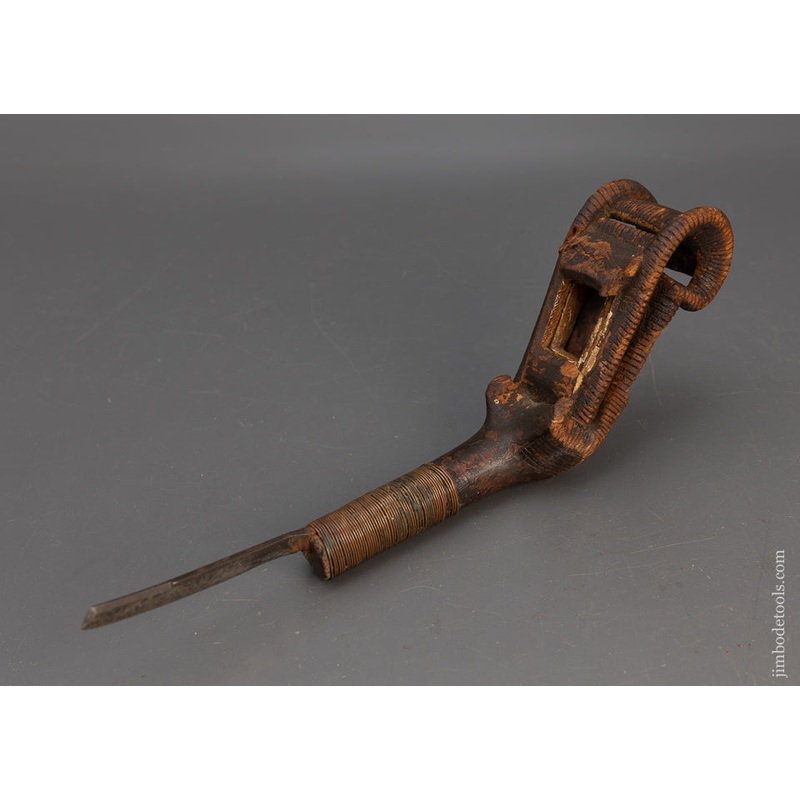 Stunning Elaborately Carved Antique Crooked Knife – 115666