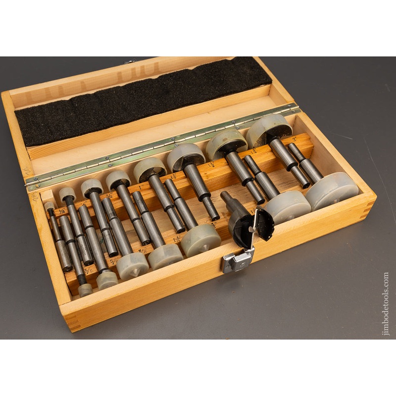 16 Piece Forstner Bit Set 1/4 to 2 1/8 Inches – 115783