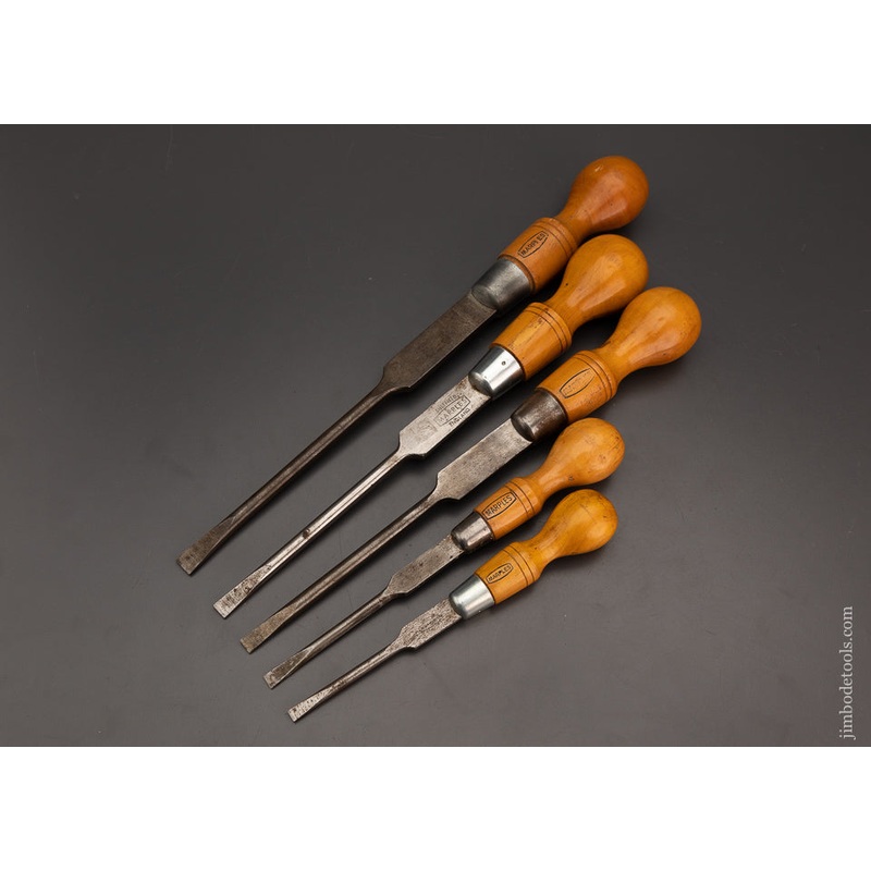 Pretty Set of 5 English Boxwood Handle Cabinet Makers Screwdrivers MARPLES – 103656