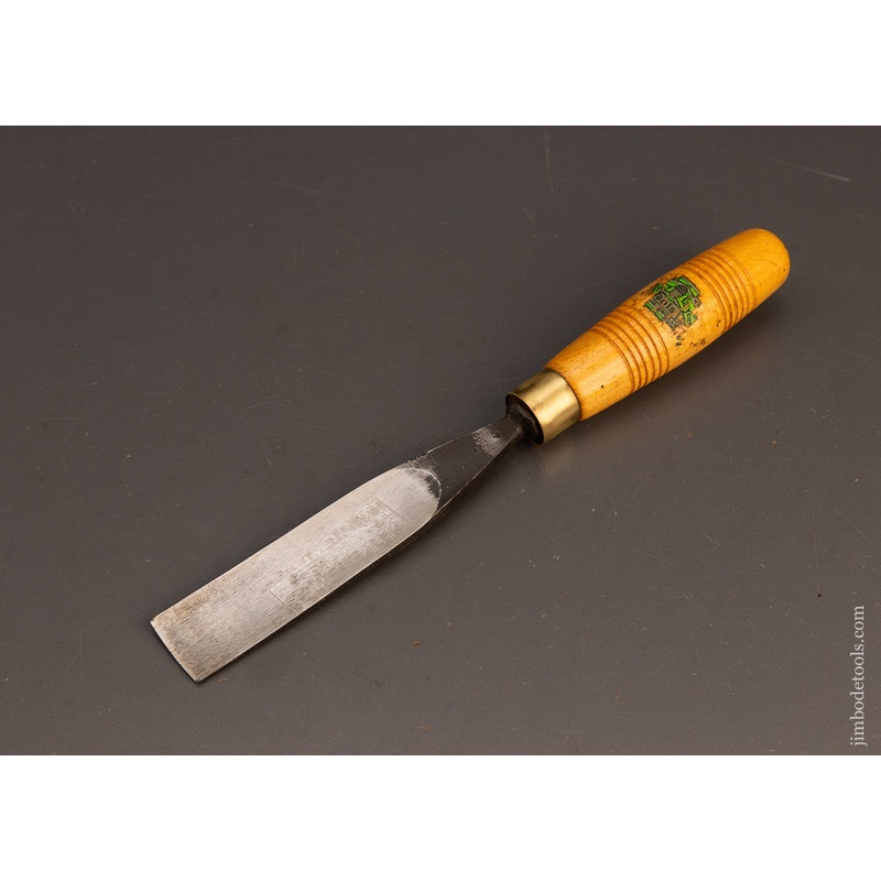 Wide 1 1/32 Inch Number 4 Carving Gouge with Decal by HENRY TAYLOR Unused – 115871
