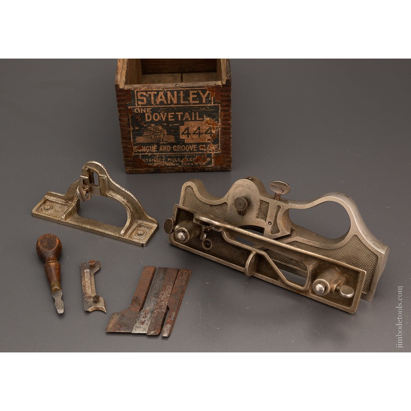 Rare STANLEY No. 444 Dovetail Plane 100% Complete in Original Chestnut Box – 104141 – AS OF JULY 24