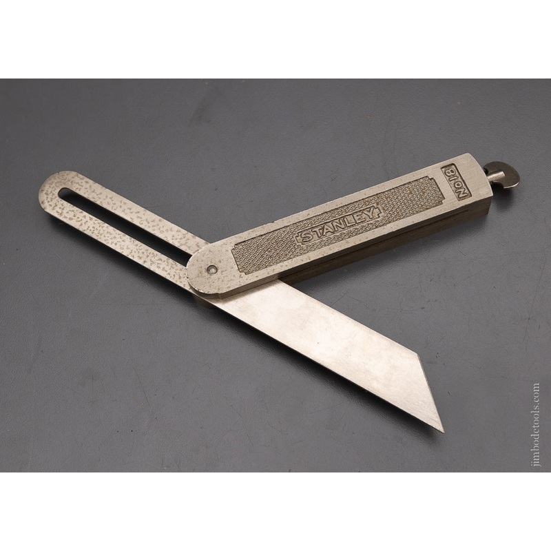 STANLEY No. 18 Bevel Square Mint – 104445