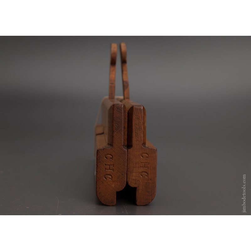 Rare American Pair of Side Round Planes by W. VANCE – 104967