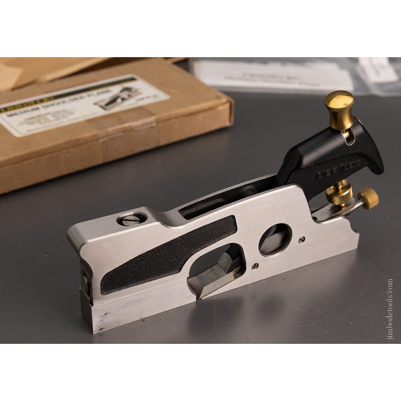 VERITAS Medium Shoulder Plane Mint in Box – 105170