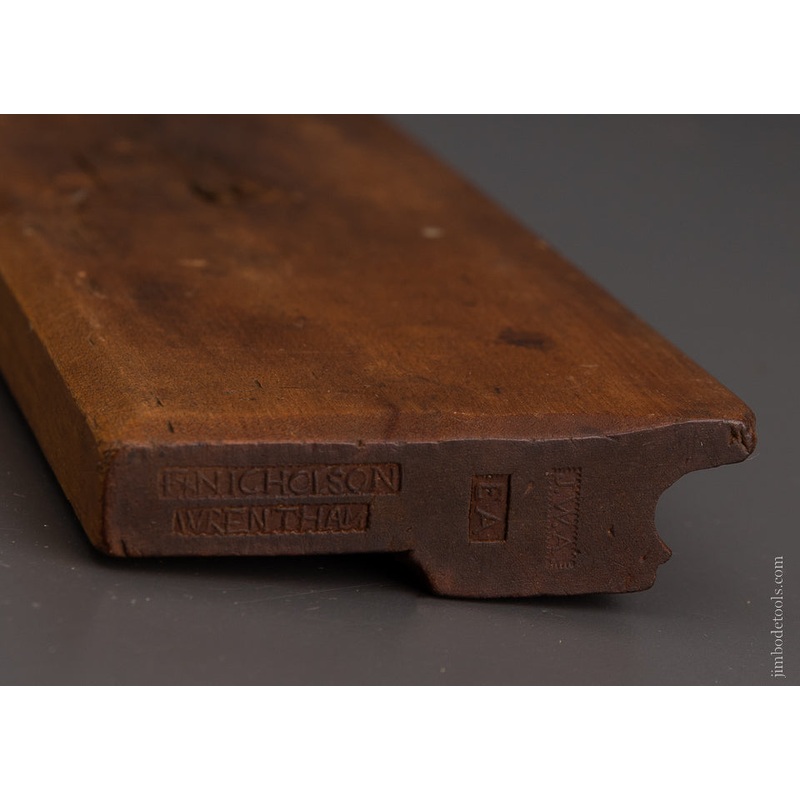 10 Inch Yellow Birch F. NICHOLSON WRENTHAM Moulding Plane ca. 1728 – 105478