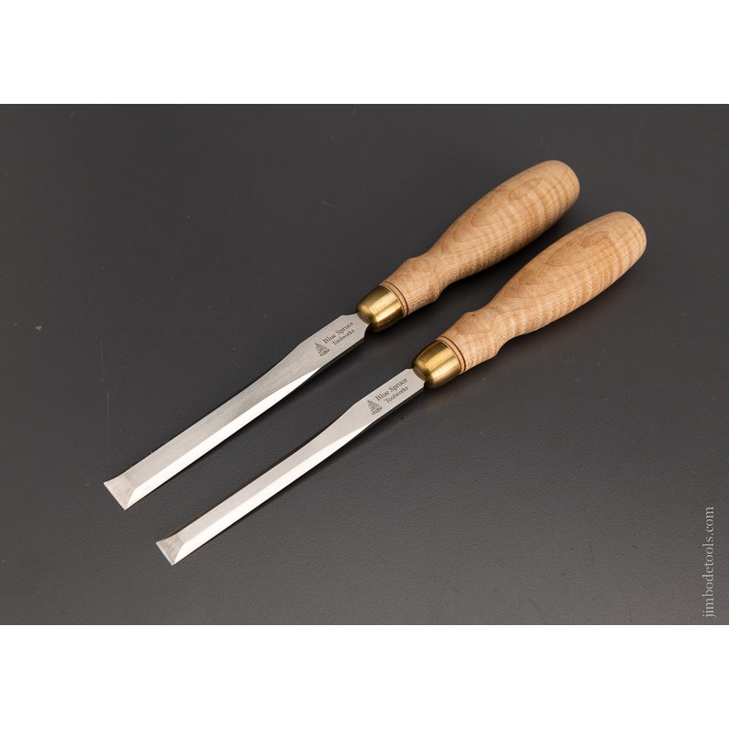2 Mint BLUE SPRUCE TOOL WORKS Dovetail Chisels – 104814