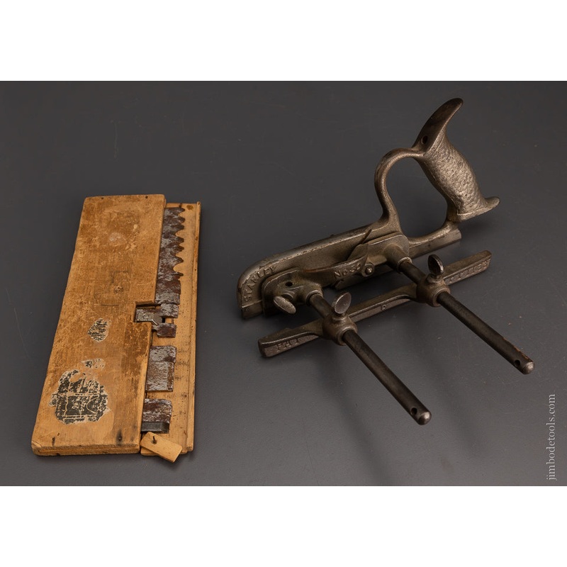 STANLEY No. 50 Plow Plane with Stop & 16 Cutters – 106127