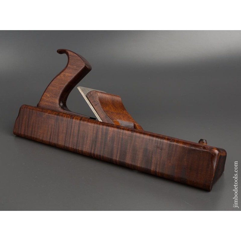 13 1/2 inch LEON ROBBINS Left-hand Panel Raiser Plane — 81587