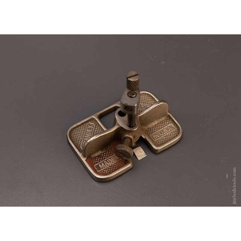 STANLEY No. 271 Router Plane with Precision Custom Adjuster – 107236