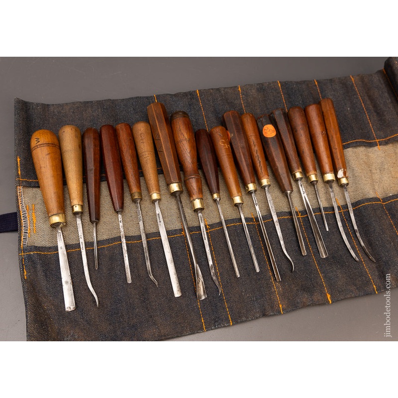 Roll of 17 ADDIS Carving Tools Chisels Gouges – 115850