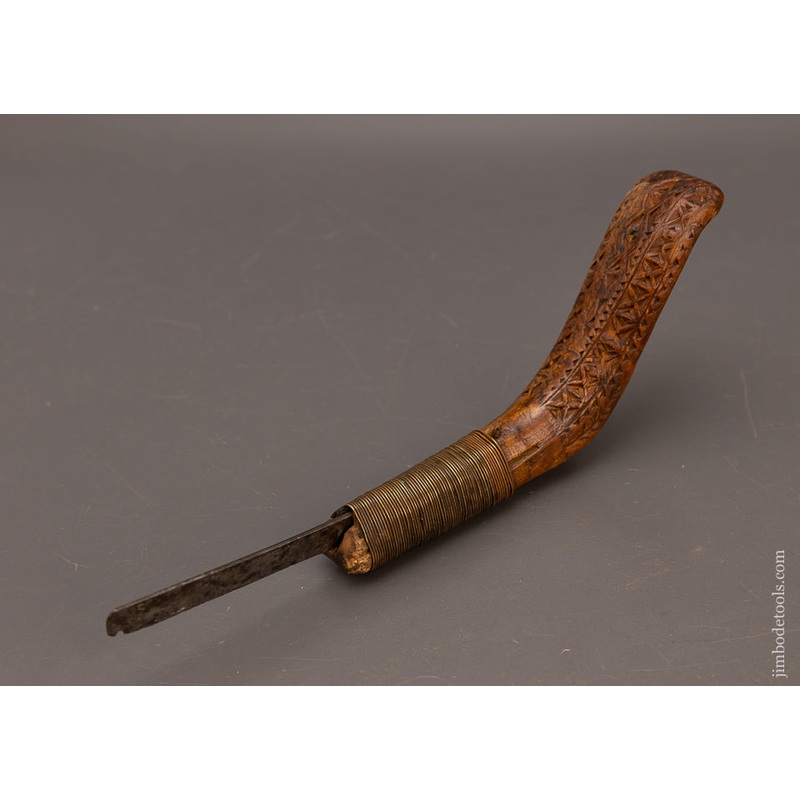 Stunning Chip Carved Native American Crooked Knife – 115546