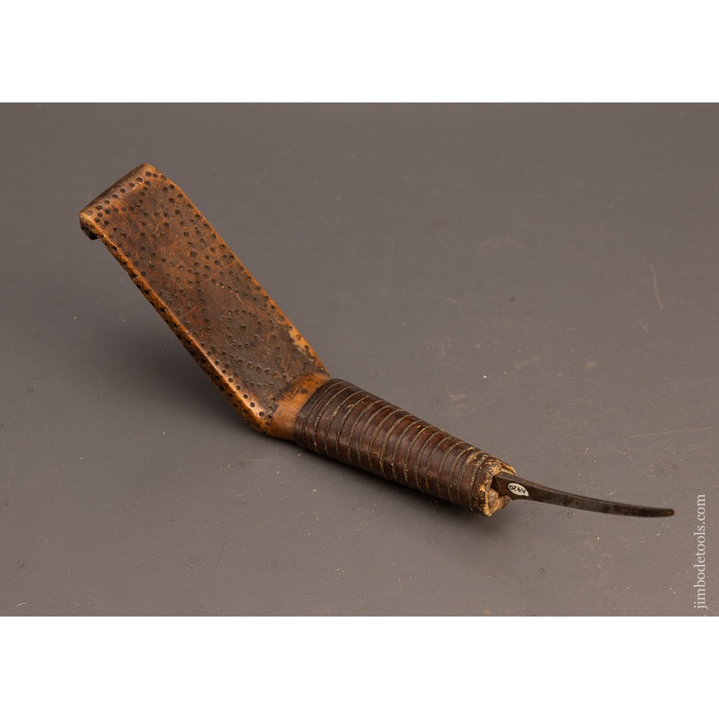 Really Special Hand Carved Native American Crooked Knife with Leather Winding – EXCELSIOR 115708 –