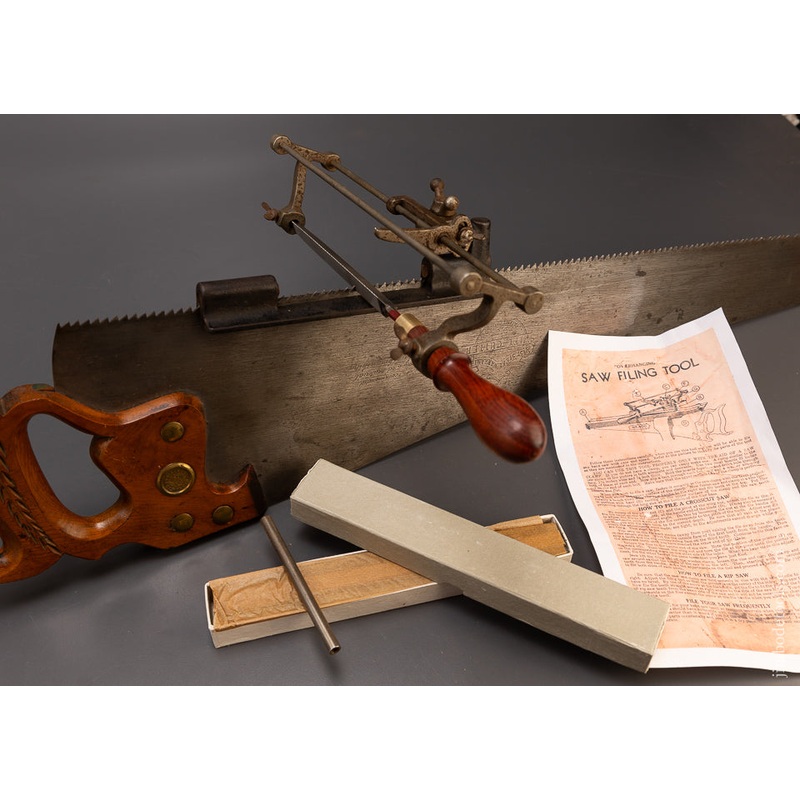 STEARNS Patent No. 400 Saw Filer With Full Box of SIMONDS Files – 109717