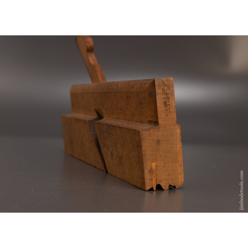 Spectacular Very Tight Little Complex Moulding Plane by D. BENSEN ALBANY (N.Y.) – 110201