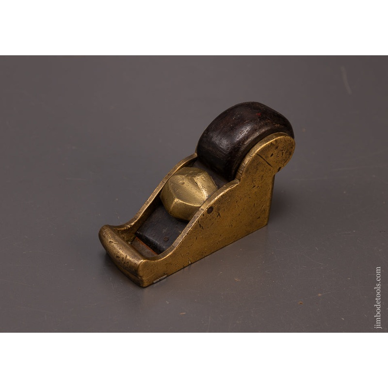 Sweet Gunmetal Chariot Plane BUCK – 110119