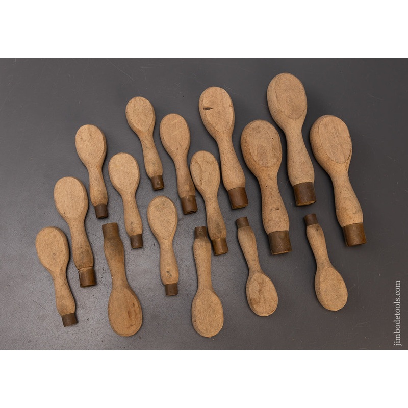16 New Old Stock Beech Turn Screw Handles – 110591