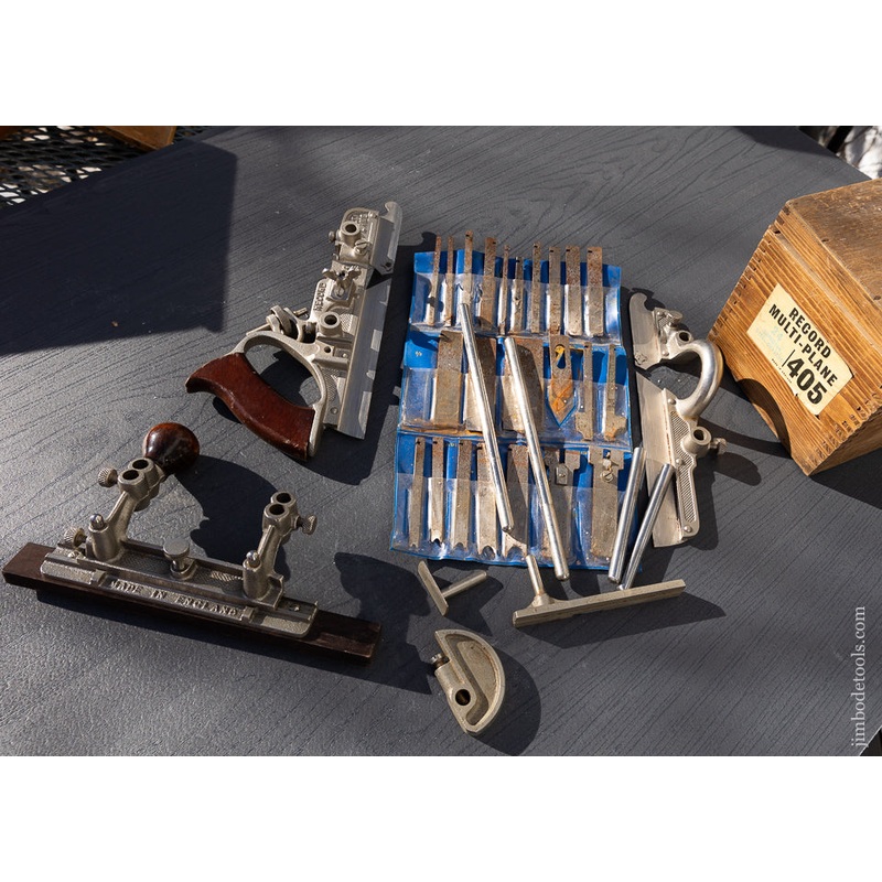 RECORD No. 405 (45) Combination Plane 100% Complete – 110434