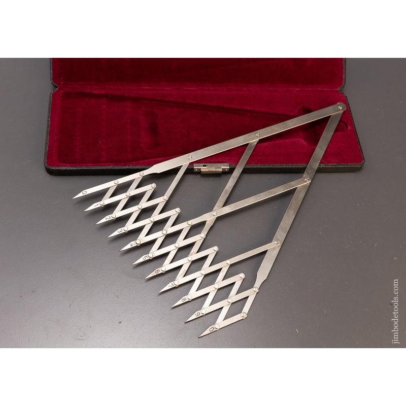 Spider Dividers Mint in Box – 108724