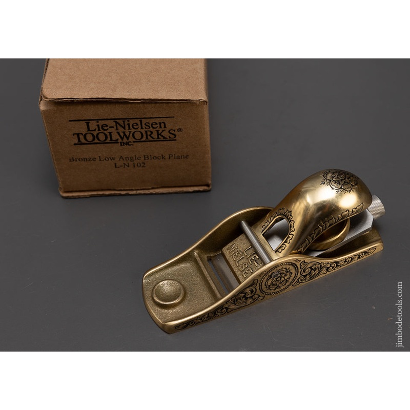 Stunning LIE NIELSEN No. 102 Low Angle Bronze Block Plane Lavishly Engraved by MIKHAIL DAVYDOV — 109105