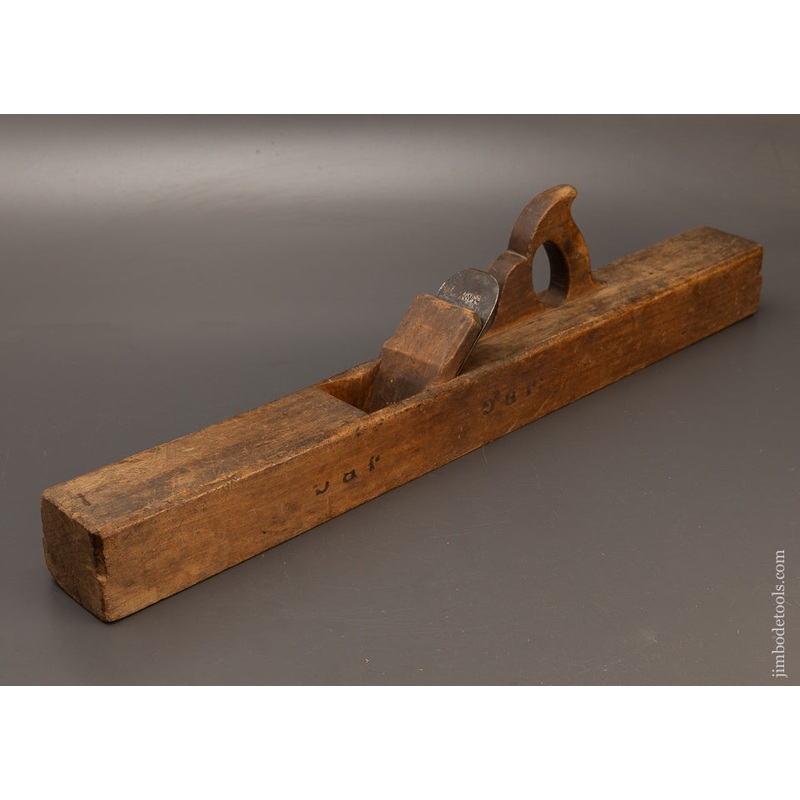 18th Century 28 1/2 Inch Jointer Plane with Offset Tote – 110729