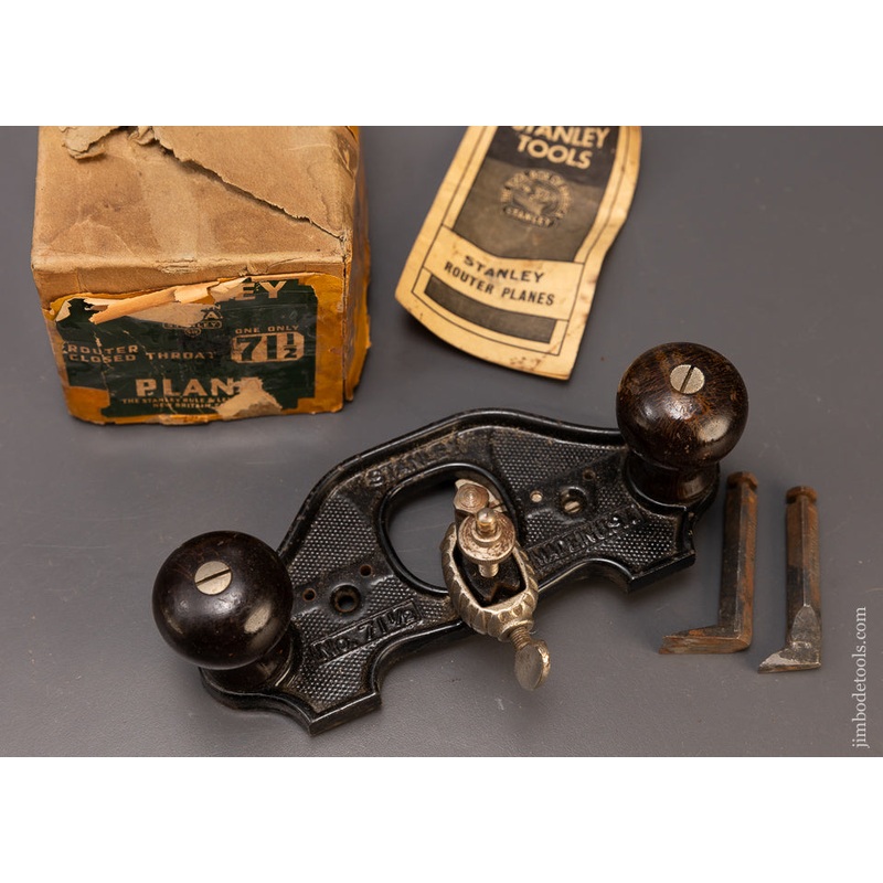 STANLEY No. 71 Rosewood Handled Router Plane in Original Box — 109859