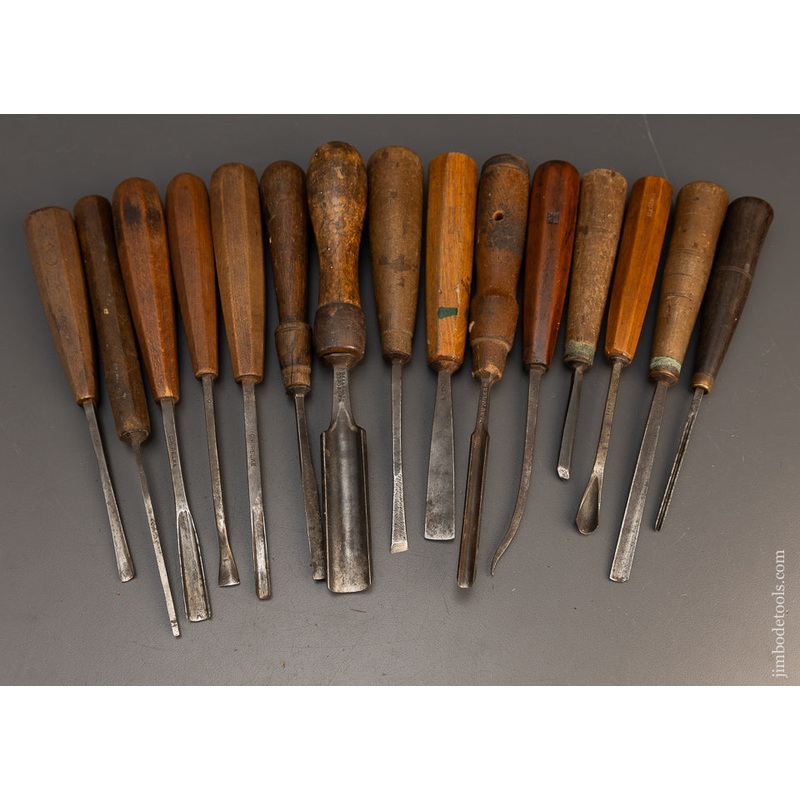 15 Assorted Carving Chisels Gouges – 116533