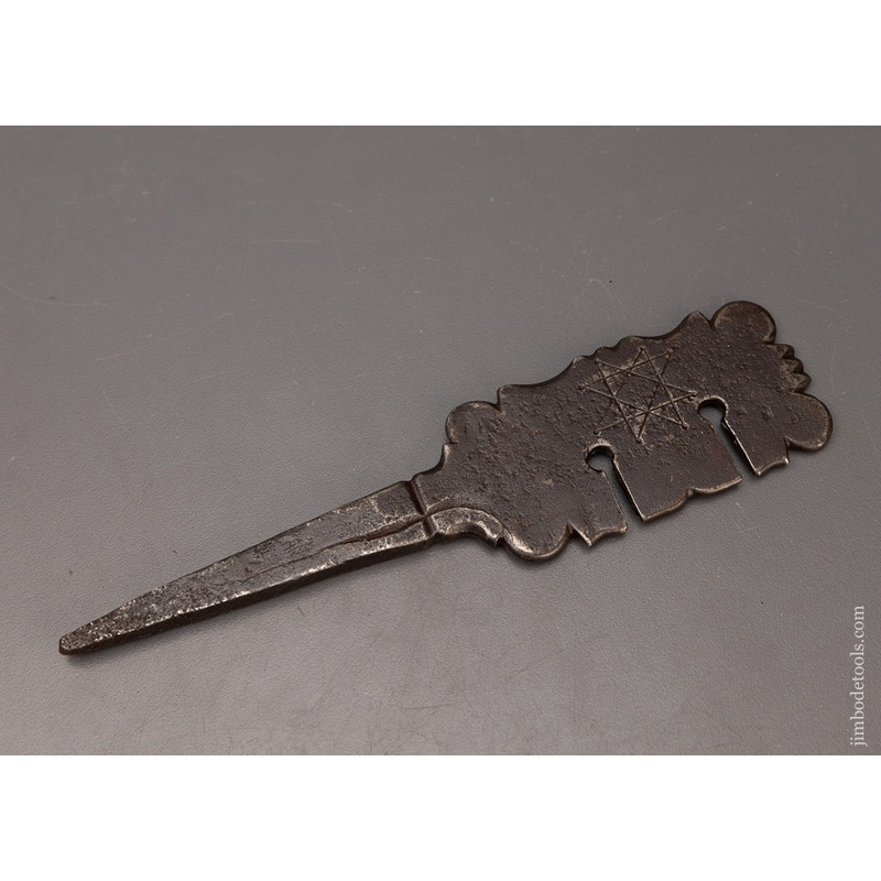 Stunning 17th/18th Century Fancy Hand-Forged Saw Wrest – EXCELSIOR 111557