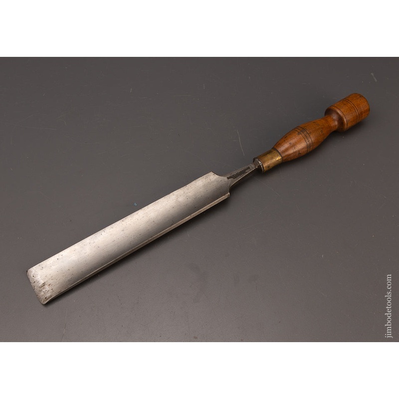 1 1/2 Inch Pattern Makers Long Paring Gouge HEARNSHAW – 112148