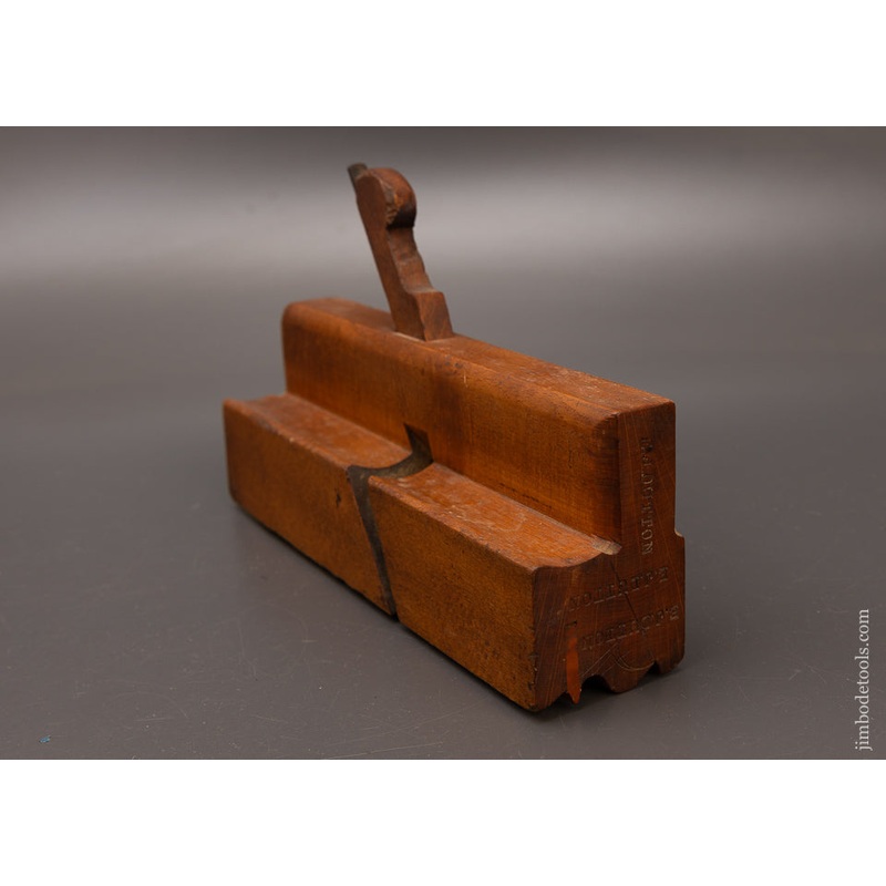 2 1/8 Inch Wide Moulding Plane Good+ – 112173