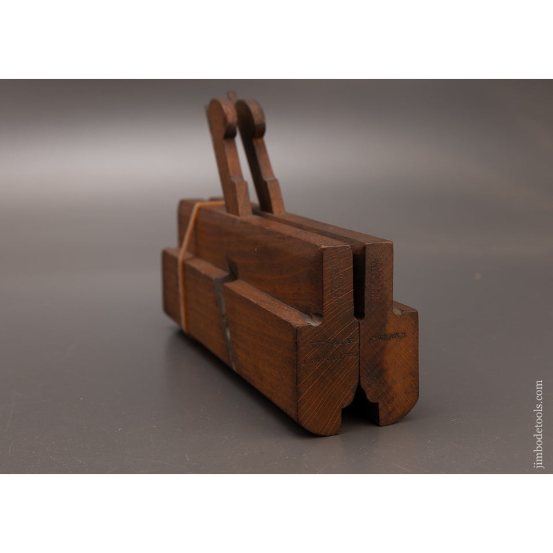 TAYLOR & SON LIVERPOOL Pair of Half Round Moulding Planes Fine — 112711