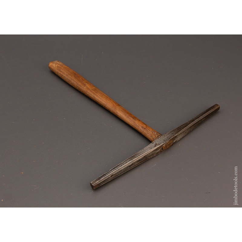 Unusual Metal Forming Hammer – 112939