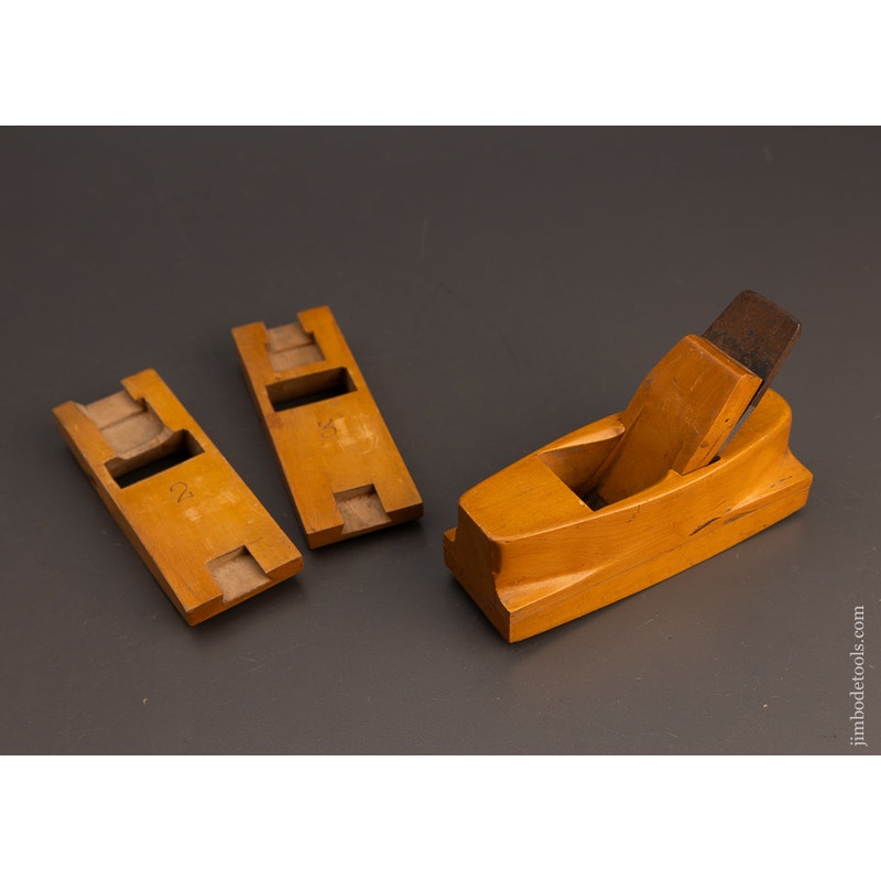 Spectacular Solid Boxwood Compass Plane with 3 Soles – 113506