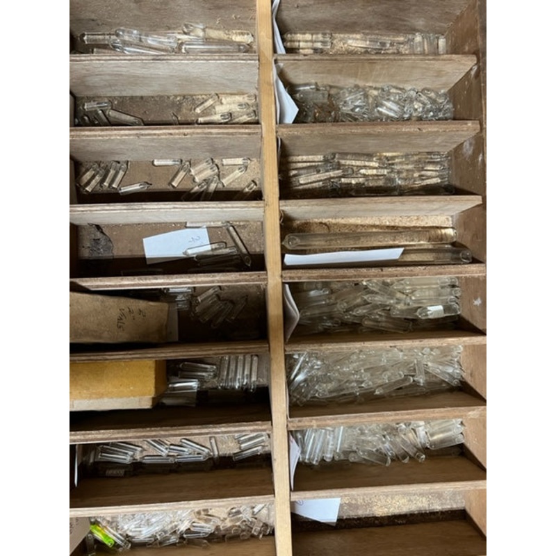 Vintage Level Vials Old Stock Without Lines Sizes 1 to 4 * 92036M