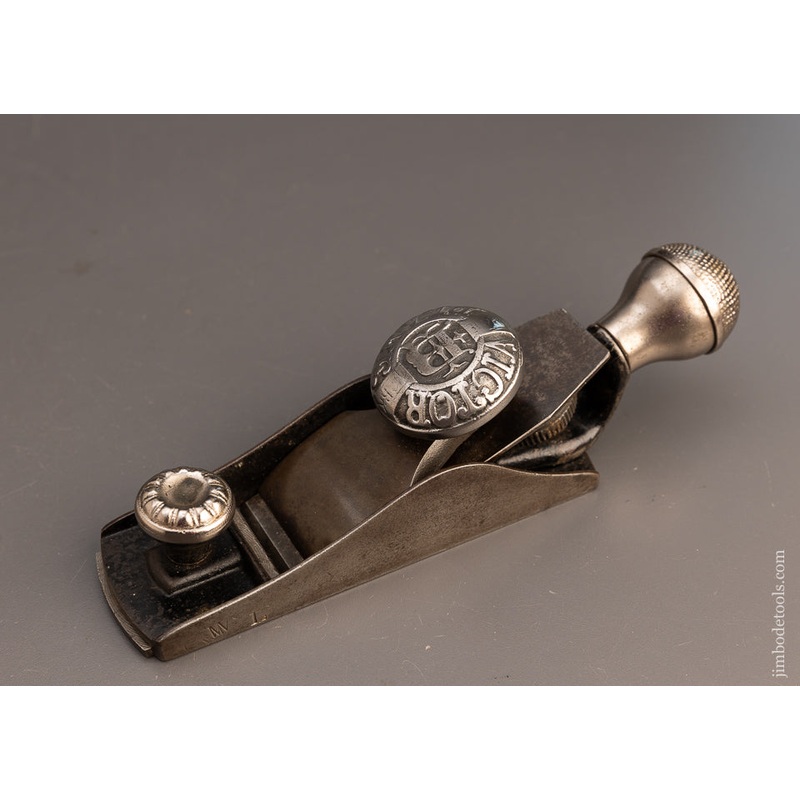 Rare BAILEY VICTOR No. 1 1/2 Block Plane with Microphone Style Tail Handle – EXCELSIOR 110693 – AS OF OCT 31