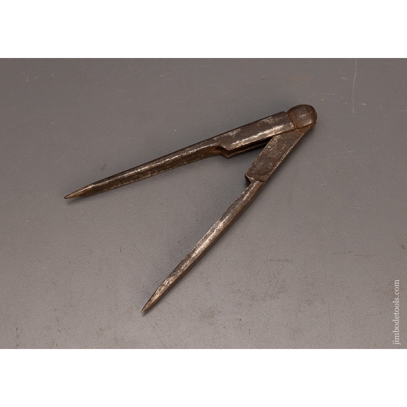 18th Century Hand-Forged 5 1/2 Inch Ball Top Dividers – 113905