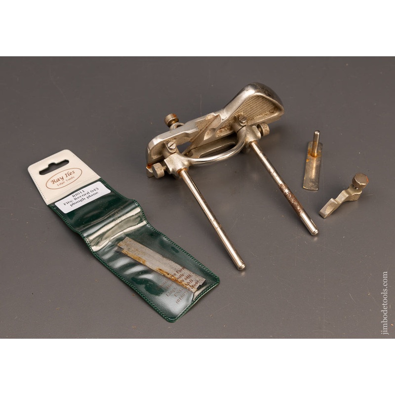 RECORD No. 043 Plow Plane with new Cutter Set – 113618