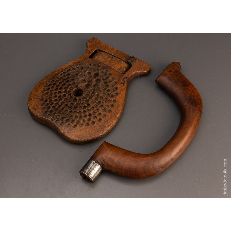 Remarkable Chair Makers Bit Brace with Original Breast Plate – 114611